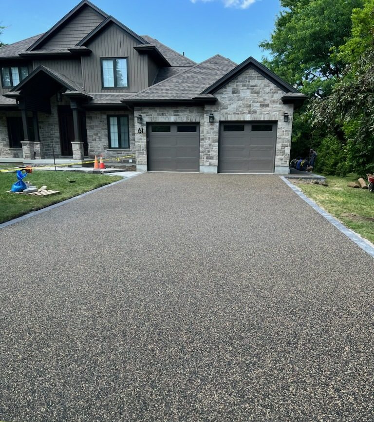 Guelph Permeable Resin bound aggregate Driveway